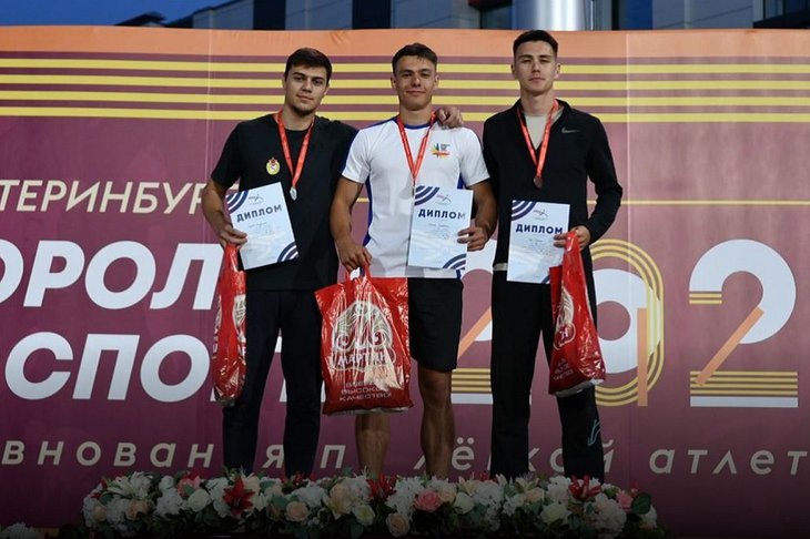 Владислав Скулин и Михаил Шмыков. Фото пресс-службы минспорта Иркутской области