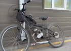 Переделанный из велосипеда мопед. Скриншот видео ГИБДД Иркутска