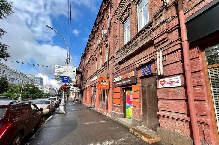 Здание, где принимают специалисты Госавтоинспекции. Фото пресс-службы ведомства