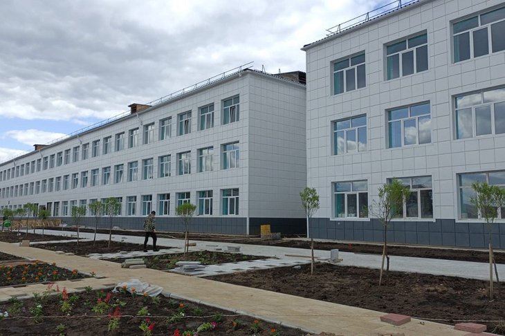 Школа в Чунском. Фото пресс-службы правительства Иркутской области