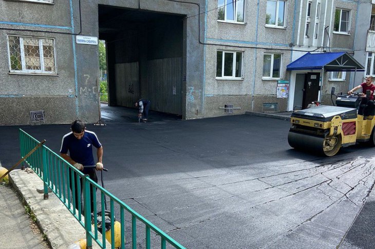 Благоустройство дворов. Фото пресс-службы администрации Иркутска