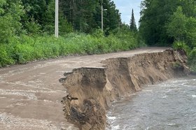 Дорога. Фото со страницы экопарка «Южный Байкал» в социальной сети «ВКонтакте»
