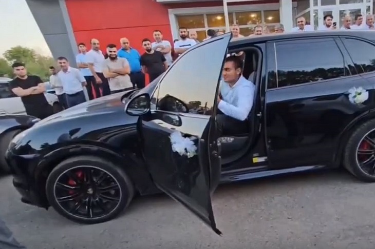 Автомобиль. Скриншот видео пресс-службы ГУ МВД России по Иркутской области