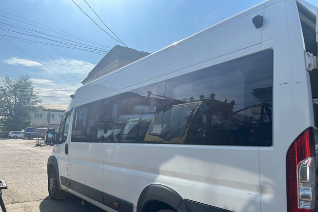 Автомобиль с гуманитарной помощь. Фото пресс-службы администрации Иркутска