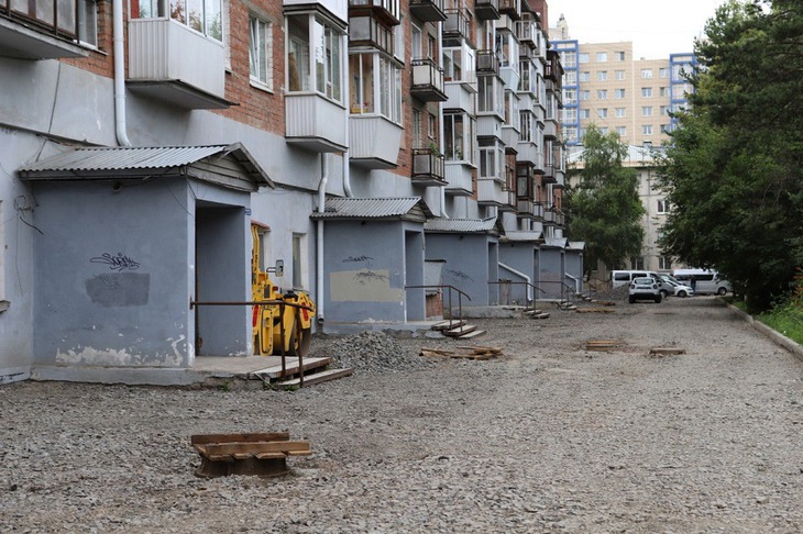 Благоустройство дворов. Фото пресс-службы администрации Иркутска