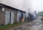 Пожар в гаражном кооперативе. Скриншот видео пресс-службы ГУ МЧС России по Иркутской области