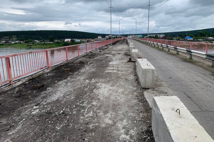 Мост в Усольском районе. Фото пресс-службы правительства Иркутской области