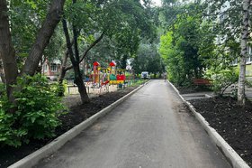 Благоустроенный двор. Фото пресс-службы администрации Иркутска