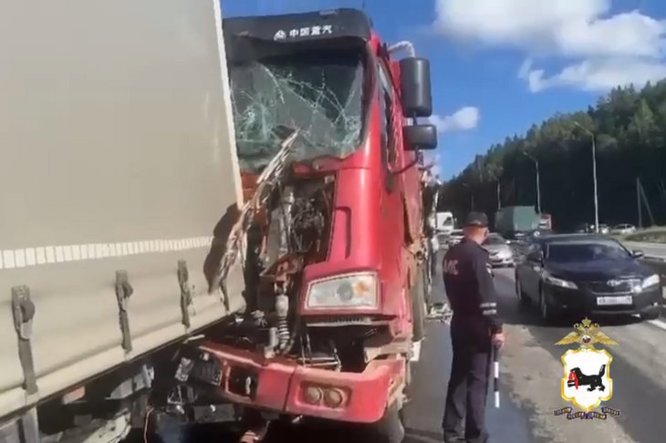 ДТП в Ангарском городском округе 17 августа. Скриншот видео ГИБДД Иркутской области
