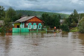 Подтопленный дом в Казачинско-Ленском районе. Фото пресс-службы ГУ МЧС России по Иркутской области