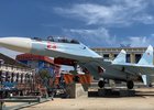 Самолет Су-30 во дворе СВУ в Иркутске. Скриншот видео из телеграм-канала Игоря Кобзева