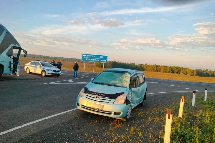Автомобиль после ДТП. Фото пресс-службы ГУ МВД России по Иркутской области