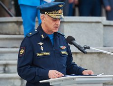В церемонии принял участие заместитель начальника Главного управления кадров — начальник Управления военного образования генерал-майор Игорь Муравлянников.