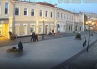 Подростки на Урицкого. Фото пресс-службы администрации Иркутска
