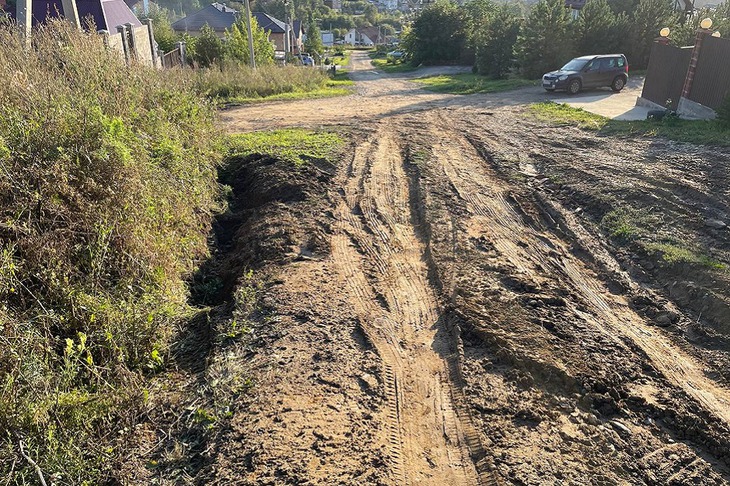 Дорога в микрорайоне Ново-Иркутский. Фото Алексея Шестакова