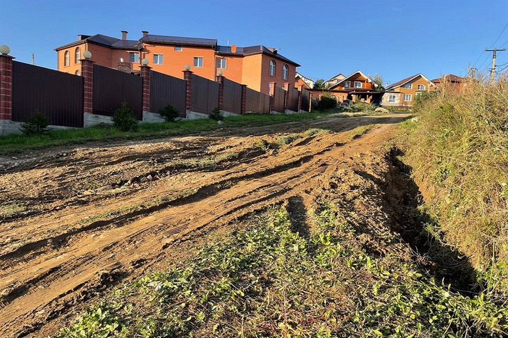 Дорога в микрорайоне Ново-Иркутский. Фото Алексея Шестакова