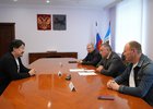 Встреча с Бадмой Башанкаевым. Фото пресс-службы правительства Иркутской области