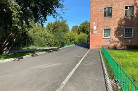 Благоустроенный двор. Фото пресс-службы думы Иркутска