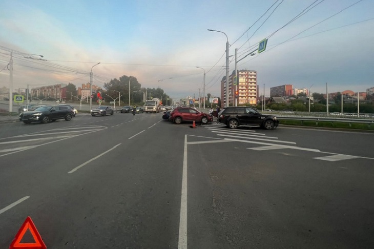 Место ДТП. Фото пресс-службы Госавтоинспекции Иркутска