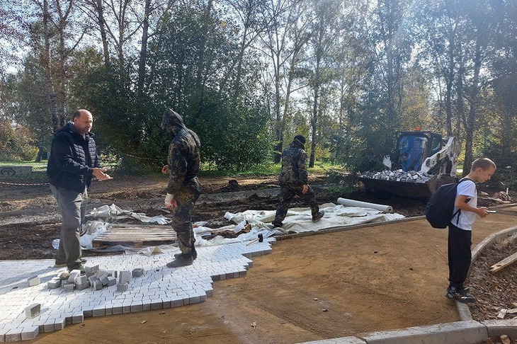 Ремонт сквера. Фото пресс-службы думы Иркутска