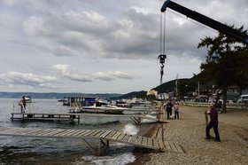 Демонтаж причалов в Листвянке. Фото пресс-службы Восточно-Сибирской транспортной прокуратуры