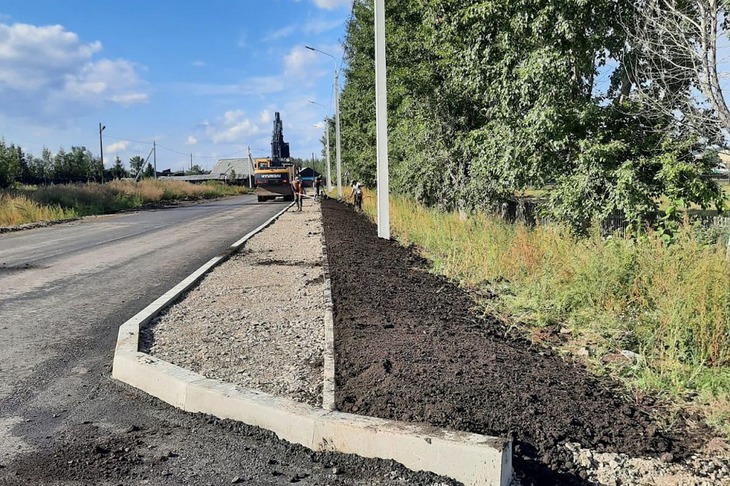 Ремонт дороги. Фото пресс-службы правительства региона