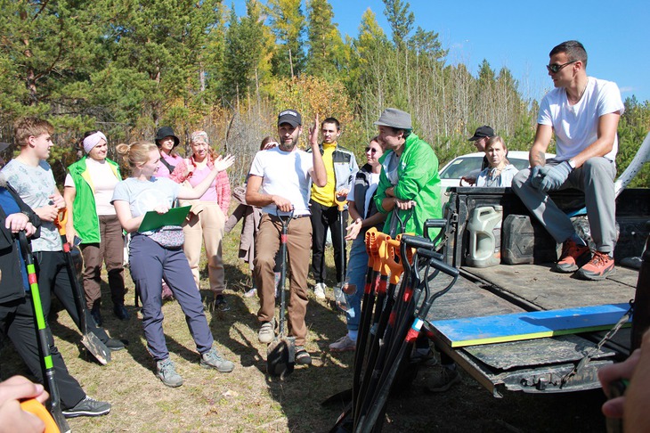 Добровольцы. Фото пресс-службы благотворительного фонда «Подари планете жизнь»