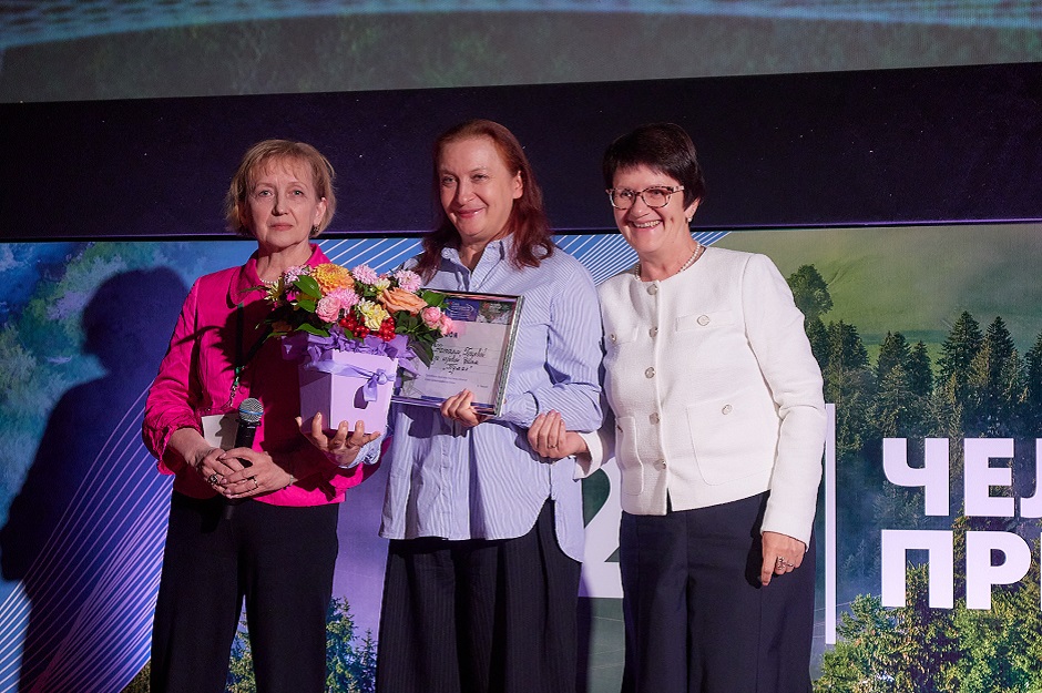 Наталья Гугуева (в центре) — режиссер фильма «Туман»