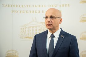 Элиссан Шандалович. Фото пресс-службы Законодательного собрания Республики Карелия