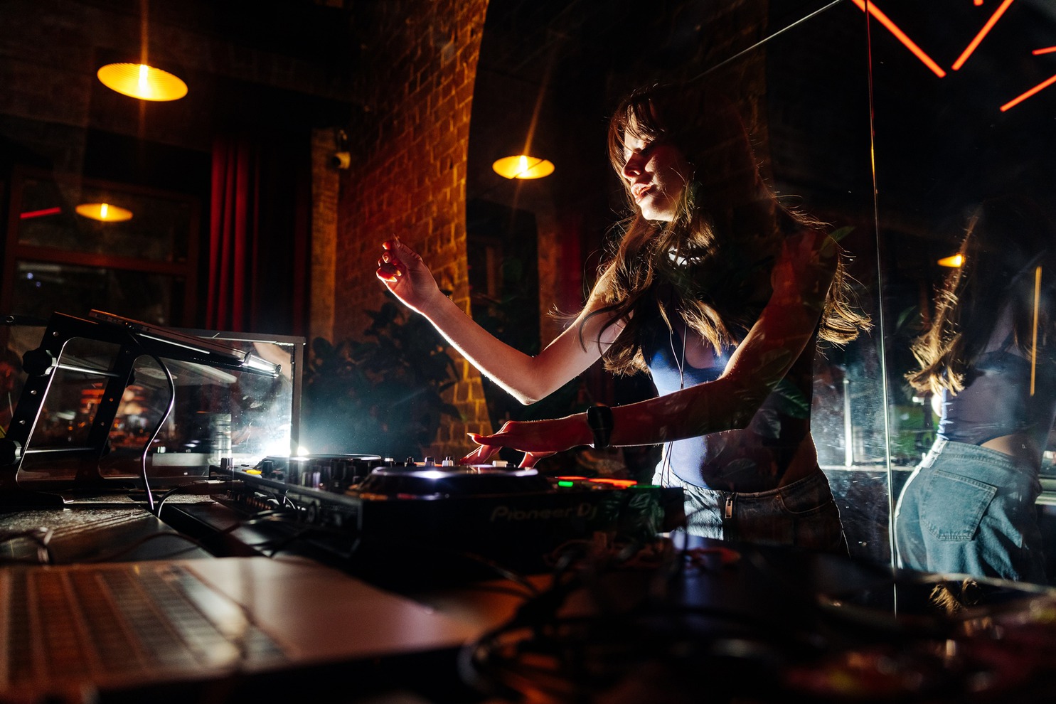 After-party в Groovy bar. К открытию фестиваля в Иркутске было разработано специальное меню.