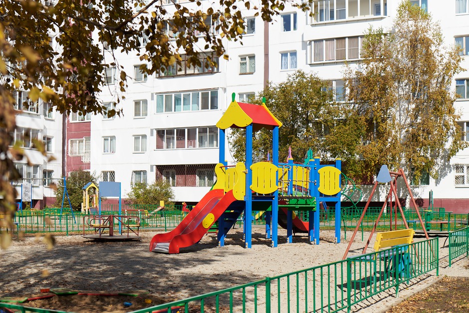 Октябрьский округ. Микрорайон Солнечный, проспект Маршала Жукова, 68