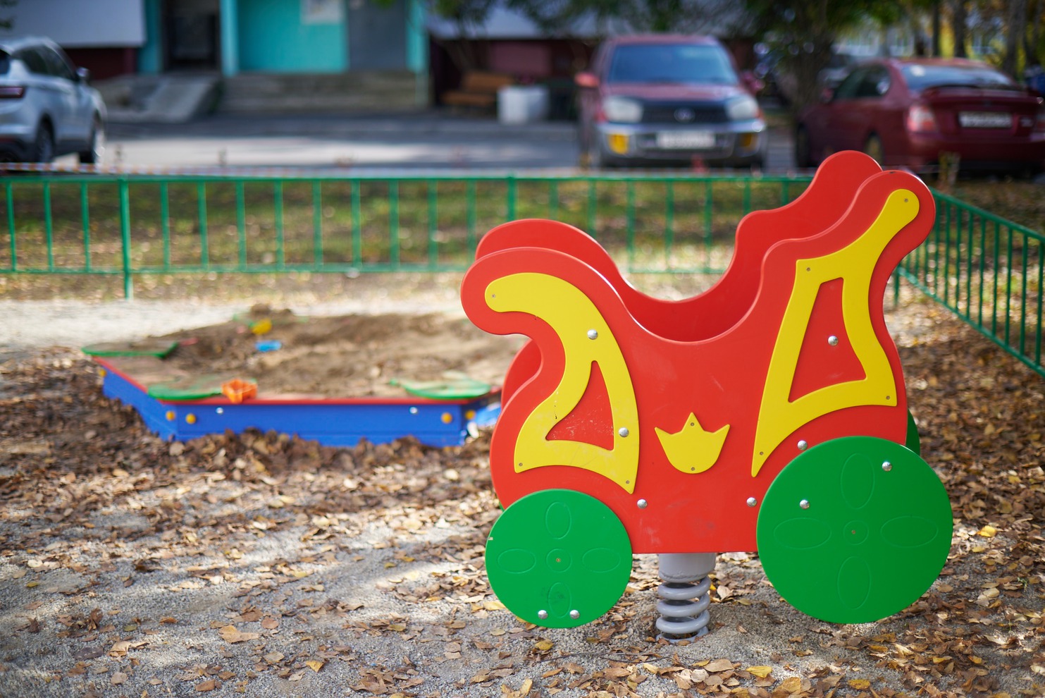 Октябрьский округ. Микрорайон Солнечный, проспект Маршала Жукова, 68