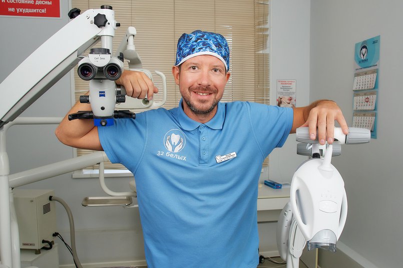 Павел Мушаков, стоматолог-ортопед II категории, директор сети стоматологических клиник «32 белых»