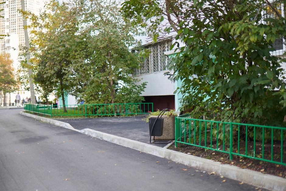 Октябрьский округ. Микрорайон Солнечный, проспект Маршала Жукова, 68