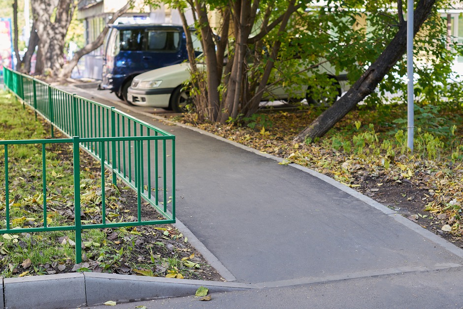 Октябрьский округ. Двор по адресу: ул. Депутатская, 1