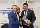 Игорь Кобзев и Эльчибек Джантаев. Фото пресс-службы правительства Иркутской области