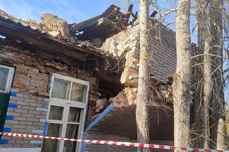 Разрушенное здание. Фото пресс-службы прокуратуры Иркутской области