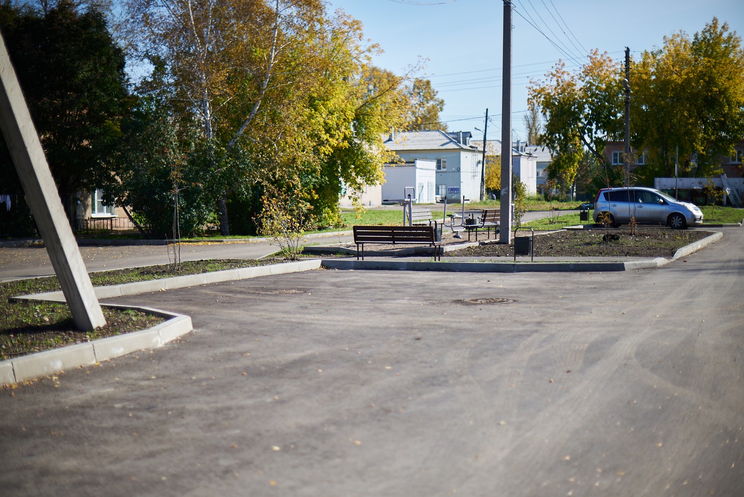 Ленинский округ. Иркутск-2, ул. Просвещения, 23, 25