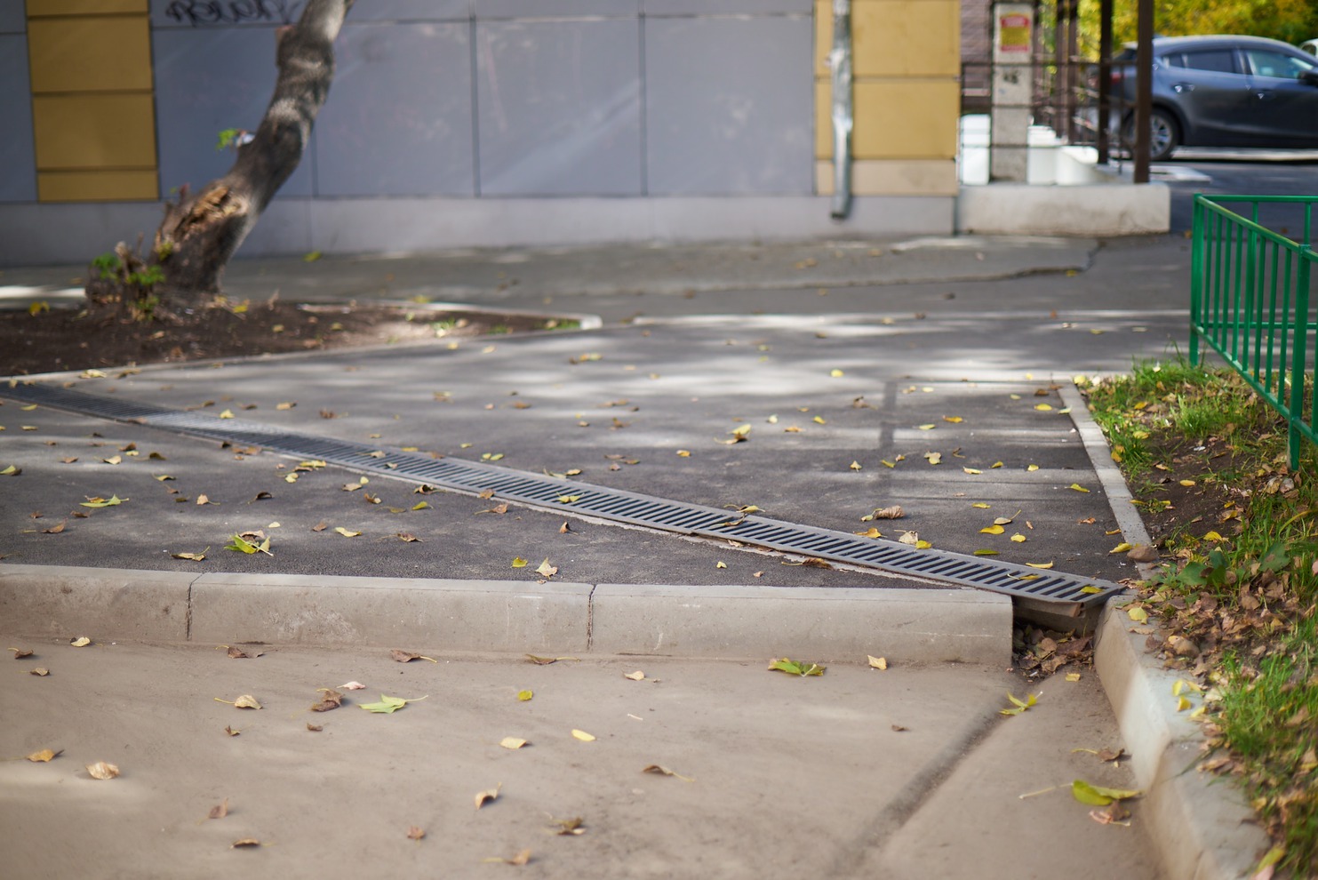 Октябрьский округ. Двор по адресу: ул. Депутатская, 1