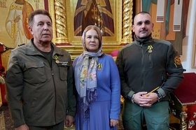 Сергей Апанович, Елена Зубун, Михаил Кудрявцев. Фото из телеграм-канала правительства Иркутской области