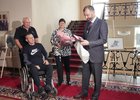 Открытие выставки Михаила Игумнова. Фото пресс-службы Заксобрания Иркутской области