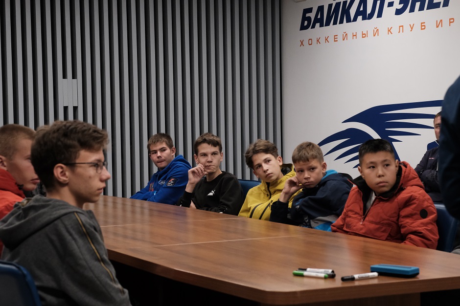 Ребята разбирали матч студенческой лиги