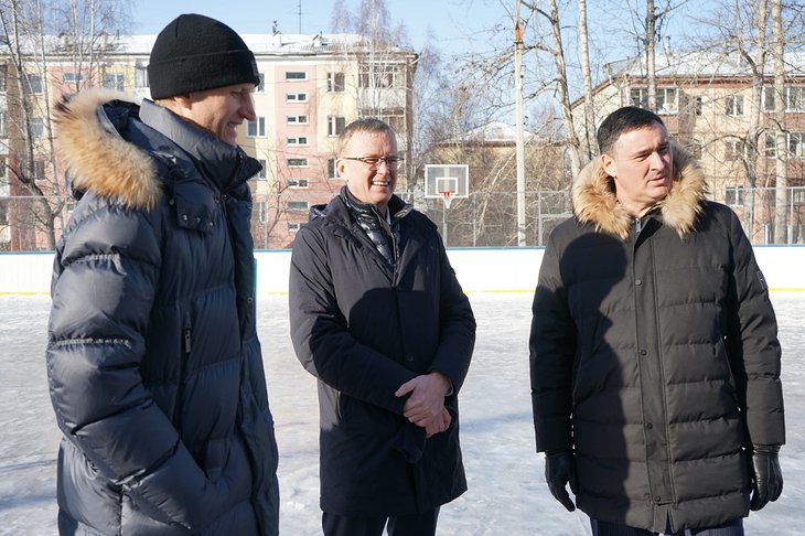 Депутаты и мэр Иркутска. Фото пресс-службы думы города