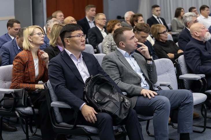 Участники форума. Фото предоставлено Алюминиевой Ассоциацией