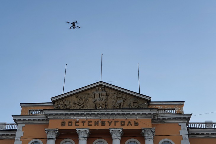 Сканирование горельефа. Фото Марины Палеевой, IRK.ru