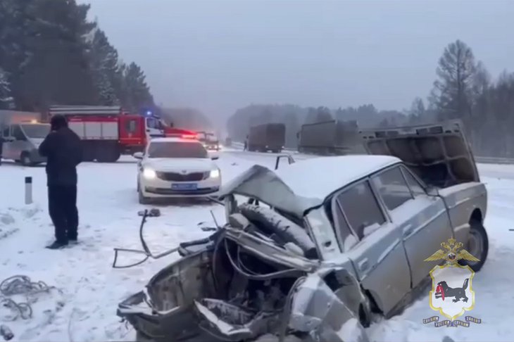 Авария. Скриншот видео пресс-службы ГУ МВД России по Иркутской области