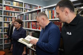 Игорь Кобзев в Усть-Куте. Фото пресс-службы правительства Иркутской области