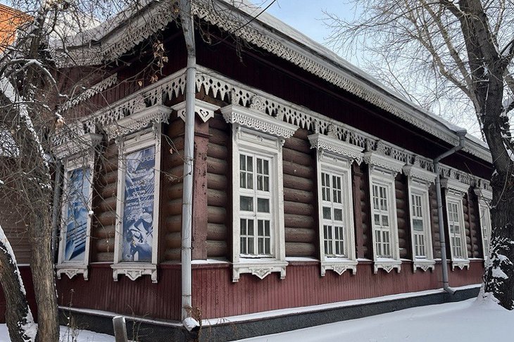 Здание. Фото пресс-службы правительства Иркутской области