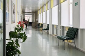 Школьные коридор. Фото Маргариты Романовой, IRK.ru