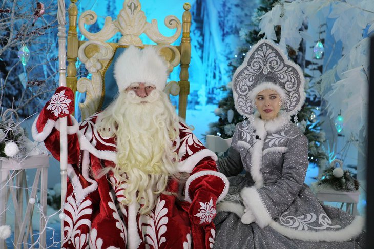 Дед Мороз и Снегурочка. Фото Дарьи Таракановой из архива IRK.ru